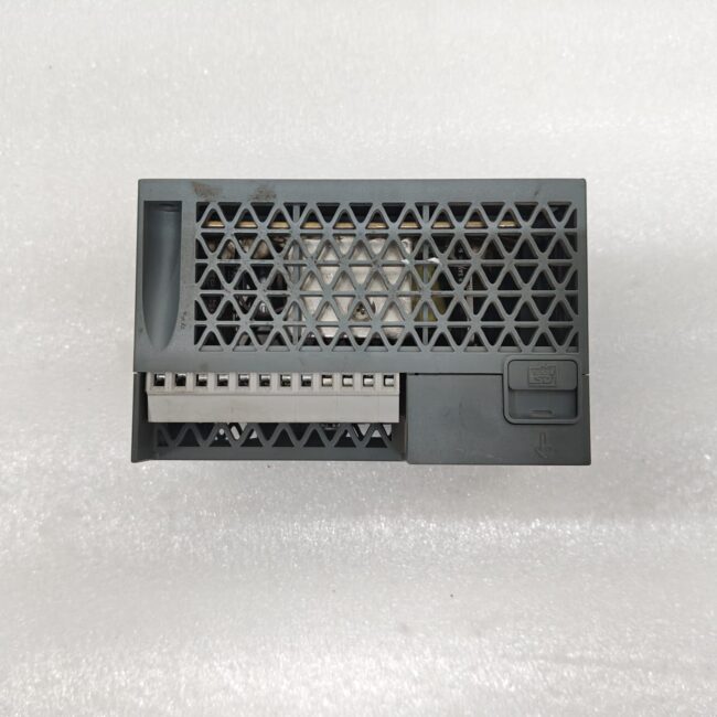 Schneider Electric TM100C16RN PLC Relay Out 100-240VAC Fast Ship - Image 6